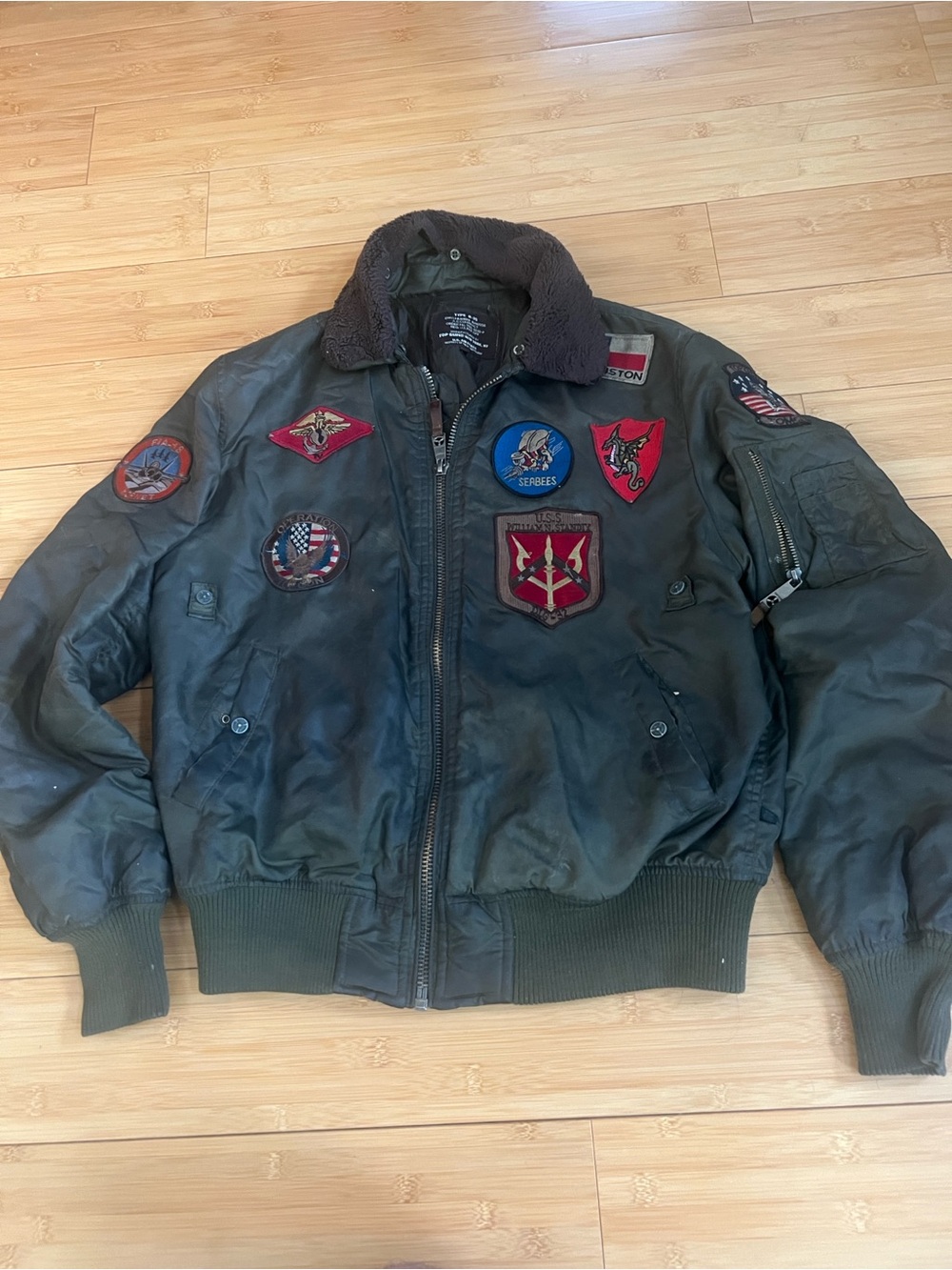 Official Top Gun B-15 Flight Jacket Patches Green XL - Needs Deep Cleaning
